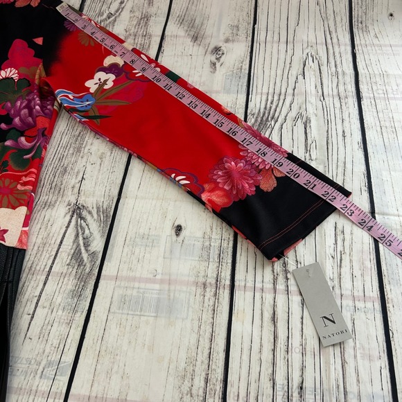 Natori Womens Floral Print Mixed Media Faux Leather Tunic Top Black Red Size M - Picture 9 of 9